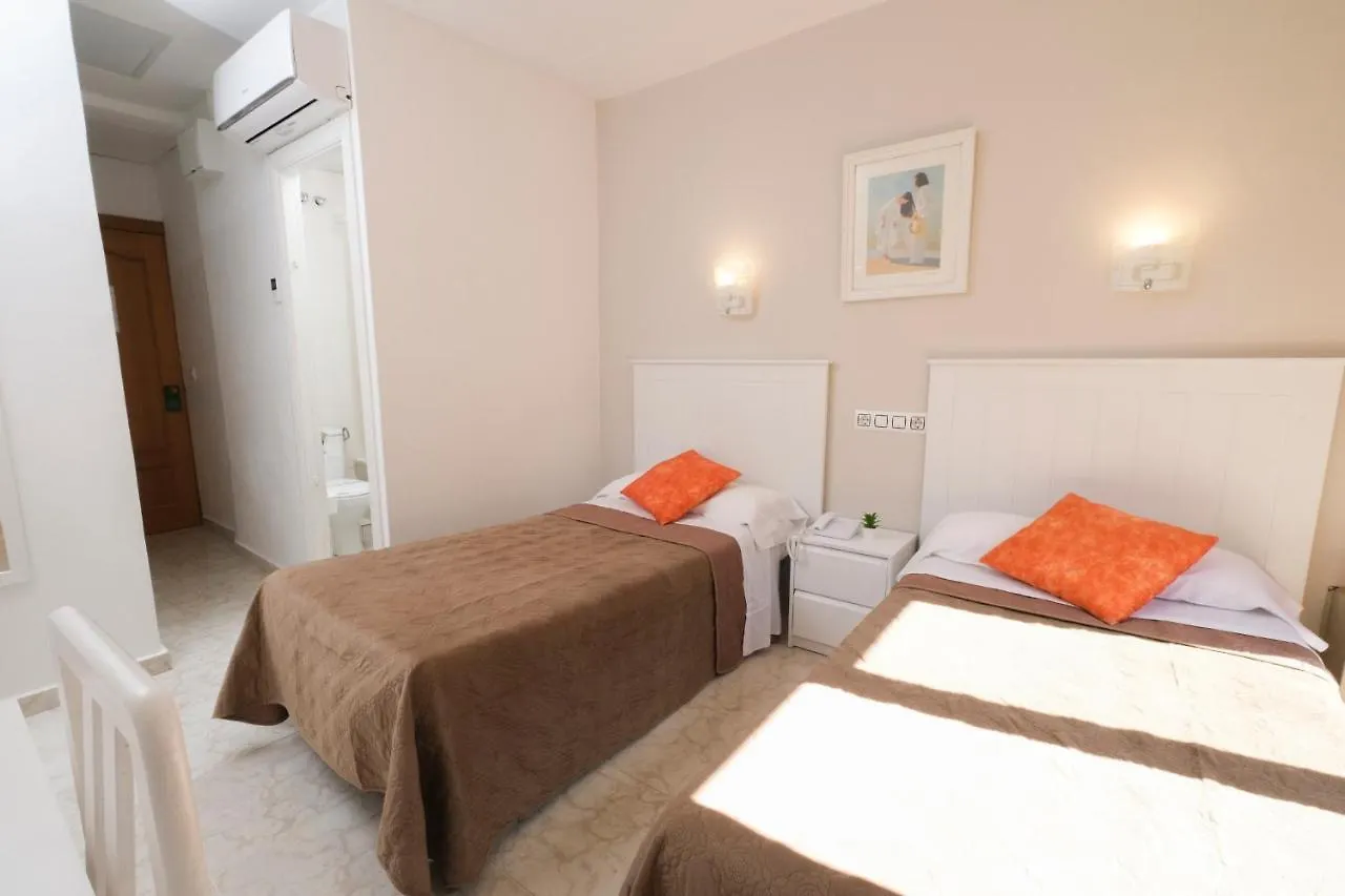 Hostal Ramos Barcelona Guest house
