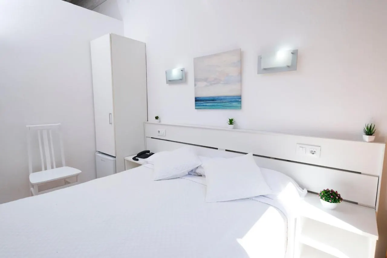 Hostal Ramos Barcelona Guest house