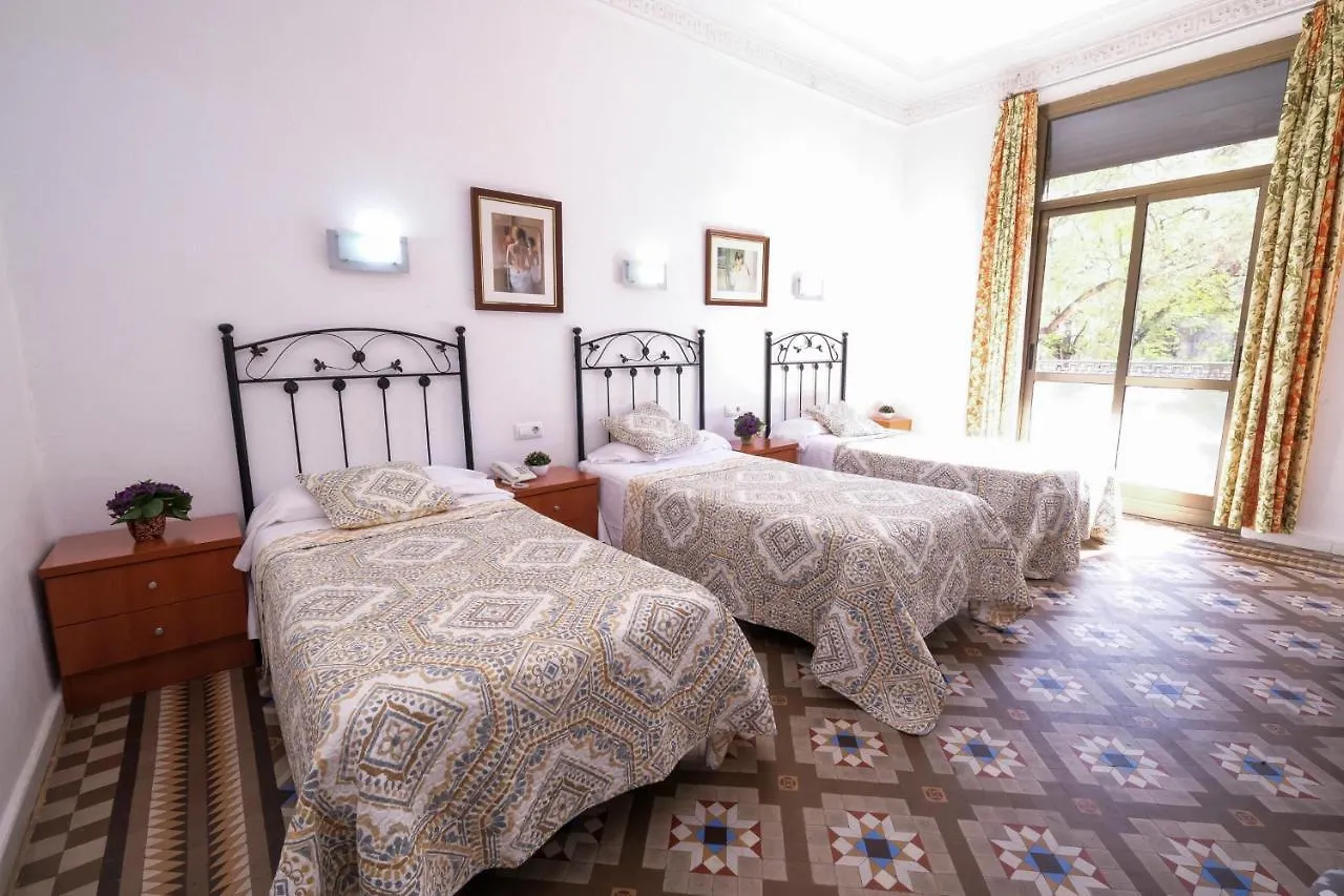 Hostal Ramos Barcelona 2*,